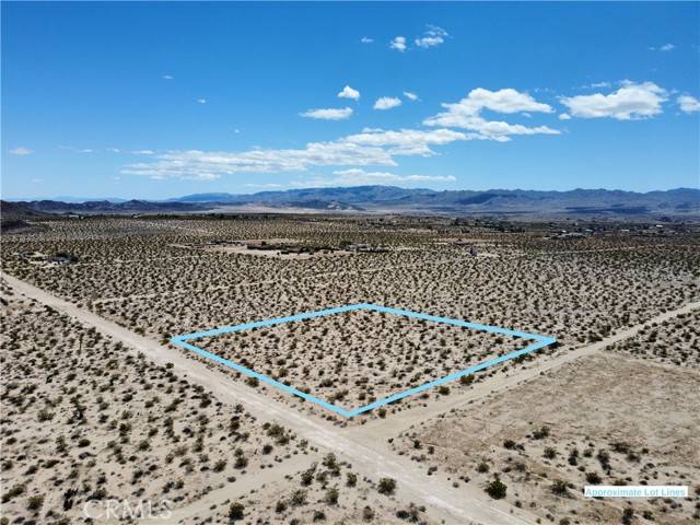 Joshua Tree, CA 92252,2 Milky Way Avenue