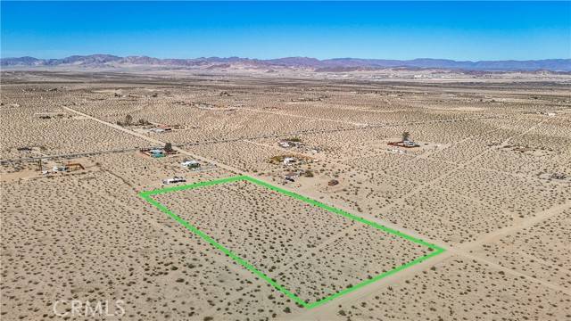 Twentynine Palms, CA 92277,1 Nandina Street