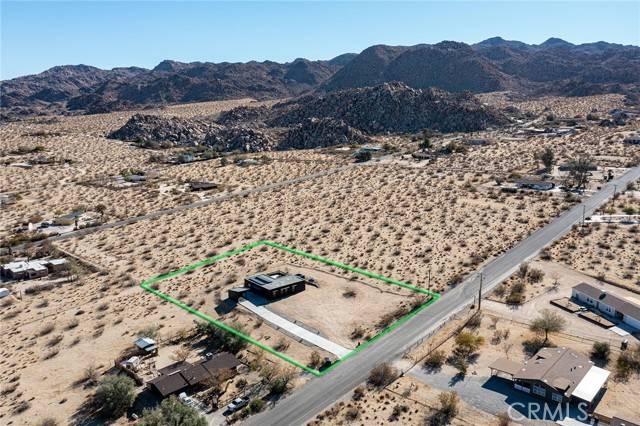 Joshua Tree, CA 92252,6991 Mount Lassen Avenue