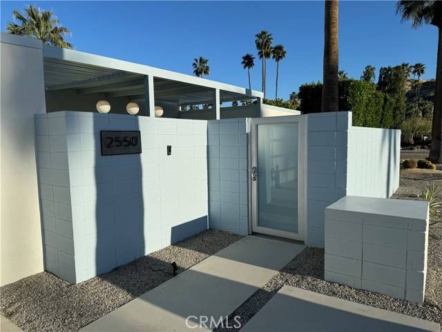 Palm Springs, CA 92264,2550 S Broadmoor Drive