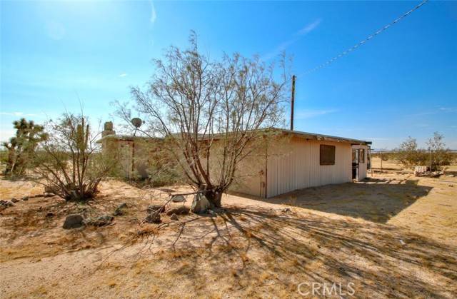 Joshua Tree, CA 92252,62105 Moon Drive