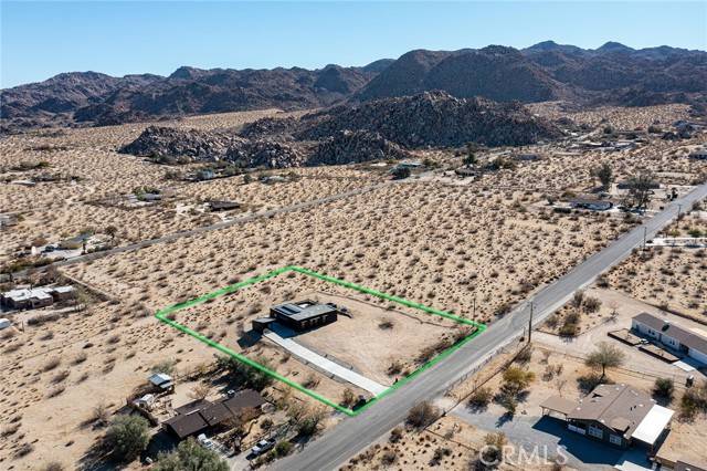 Joshua Tree, CA 92252,6991 Mount Lassen Avenue