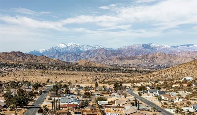 Yucca Valley, CA 92284,57966 Desert Gold Drive