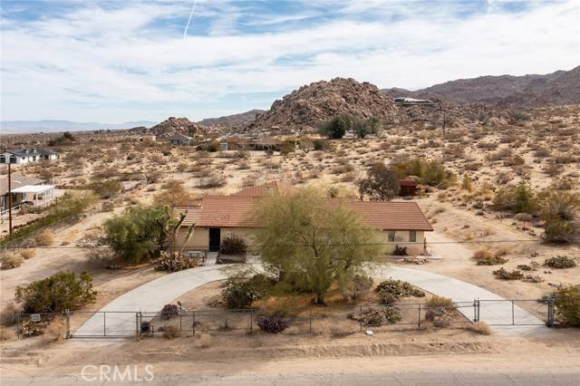 Joshua Tree, CA 92252,7215 Cascade Road