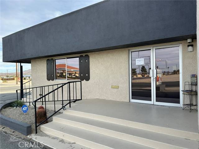 Twentynine Palms, CA 92277,73421 29 Palms Highway