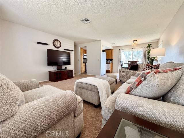 Joshua Tree, CA 92252,61947 Petunia Drive