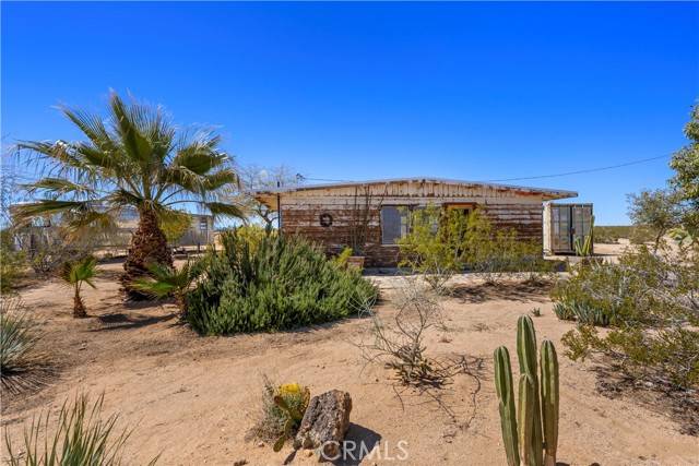 Joshua Tree, CA 92252,1356 Enchanted Road