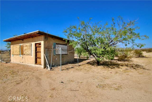 Joshua Tree, CA 92252,62107 Moon Drive
