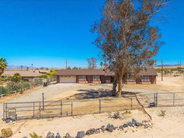 Twentynine Palms, CA 92277,4689 Stirrup Lane