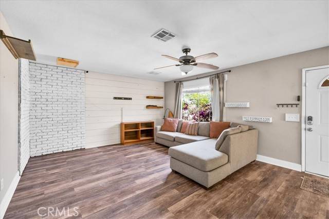 Twentynine Palms, CA 92277,5616 Cahuilla Avenue