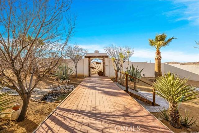 Joshua Tree, CA 92252,7423 Juniper Road