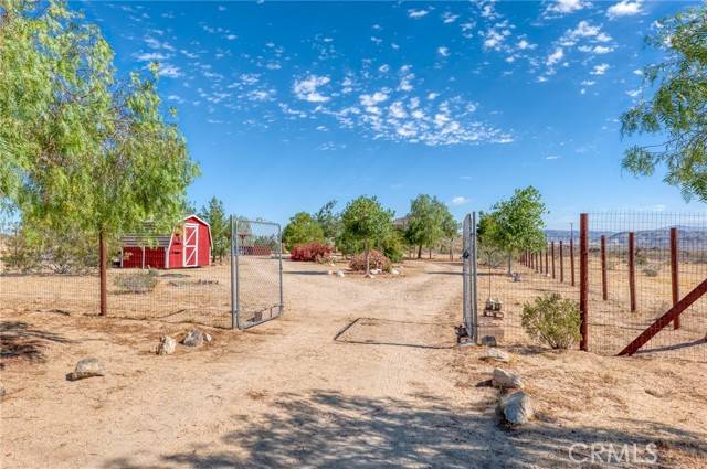 Landers, CA 92285,0 Kicks