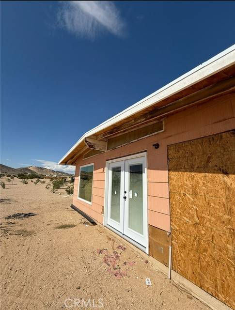 Twentynine Palms, CA 92277,68825 Michael Way
