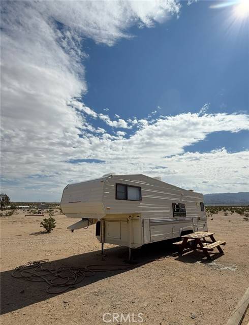 Twentynine Palms, CA 92277,68825 Michael Way