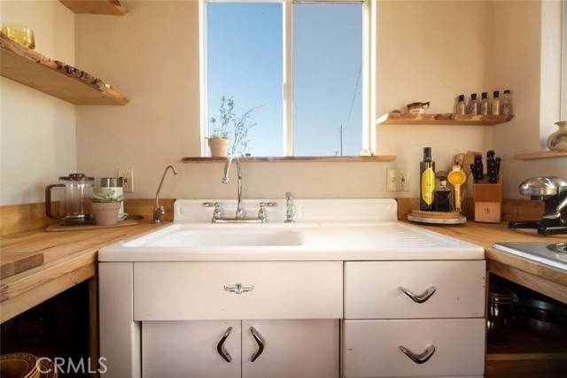 Joshua Tree, CA 92252,3535 Olympic Road