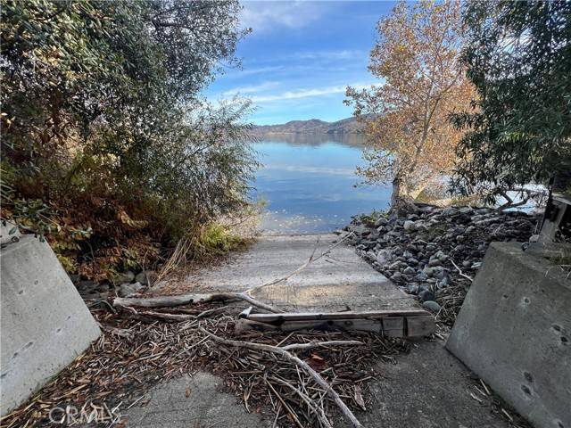 Clearlake, CA 95422,11210 North Drive