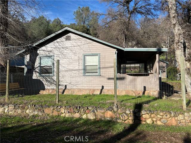 Clearlake Oaks, CA 95423,12526 Oak Street