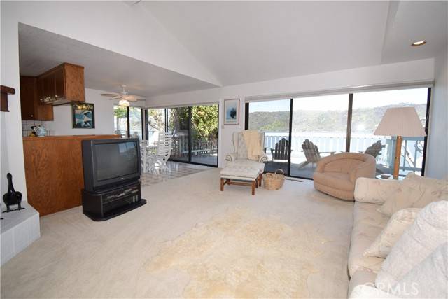 Clearlake, CA 95422,9511 Windflower Pt