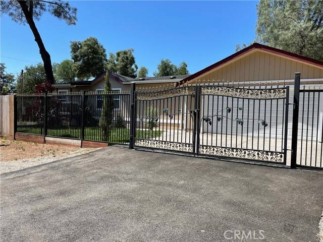 Clearlake, CA 95422,6181 Manzanita Avenue
