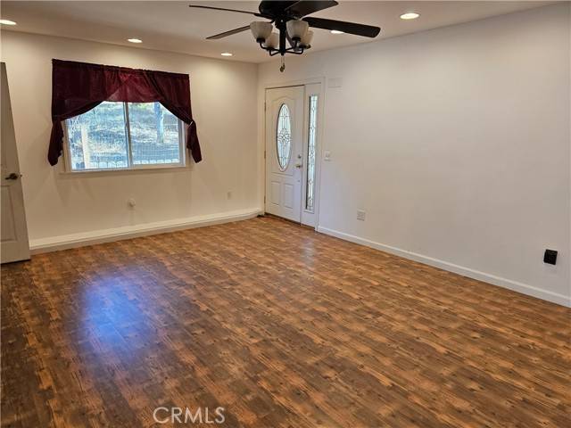 Clearlake, CA 95422,5532 Pine Avenue