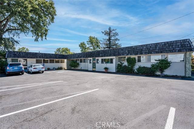 Ukiah, CA 95482,721 S Dora Street