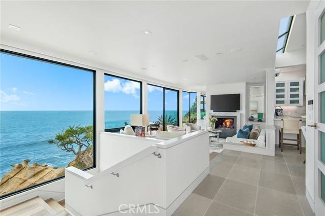 Laguna Beach, CA 92651,1715 Ocean Way