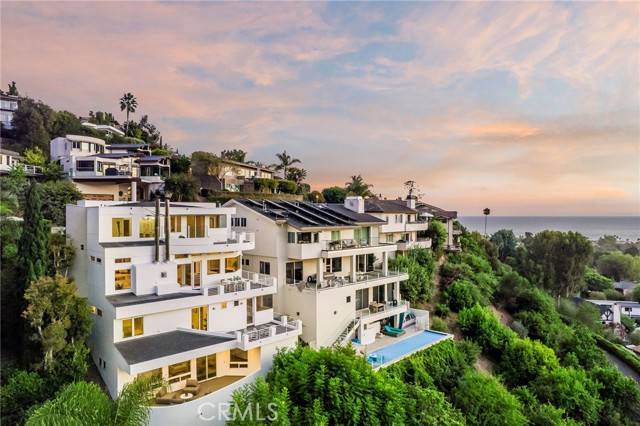 Laguna Beach, CA 92651,547 Temple Hills Drive