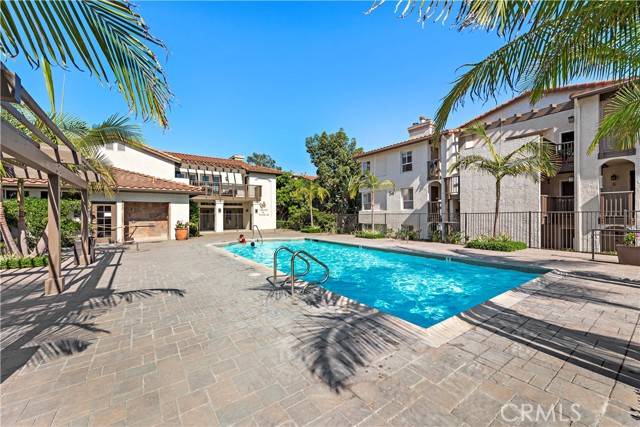 Dana Point, CA 92629,68 Corniche Drive #C