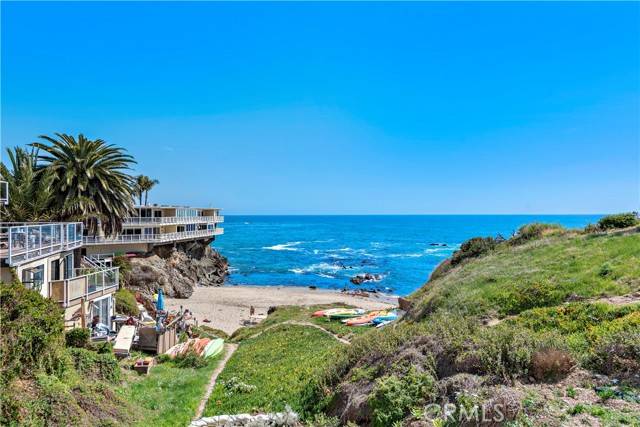 Laguna Beach, CA 92651,827 Cliff Drive