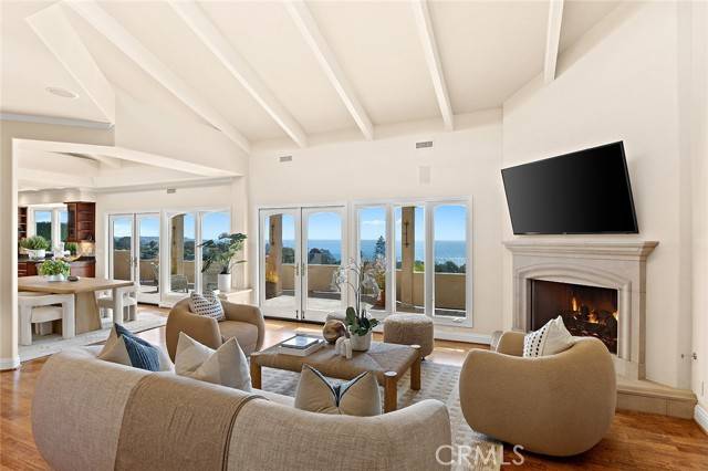 Laguna Beach, CA 92651,20 N Stonington Road