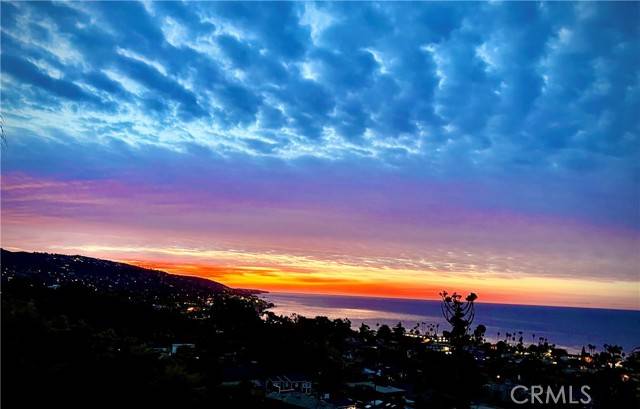 Laguna Beach, CA 92651,570 Allview