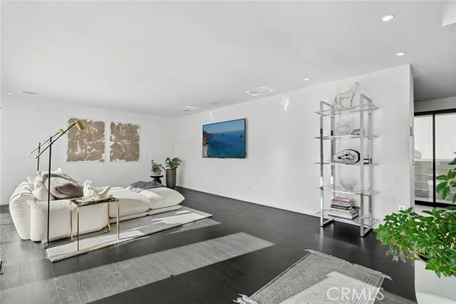 Laguna Beach, CA 92651,1445 Mar Vista Way