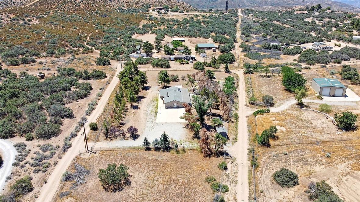 Hesperia, CA 92344,4924 Honeyhill Road