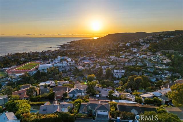 Laguna Beach, CA 92651,745 Buena Vista Way