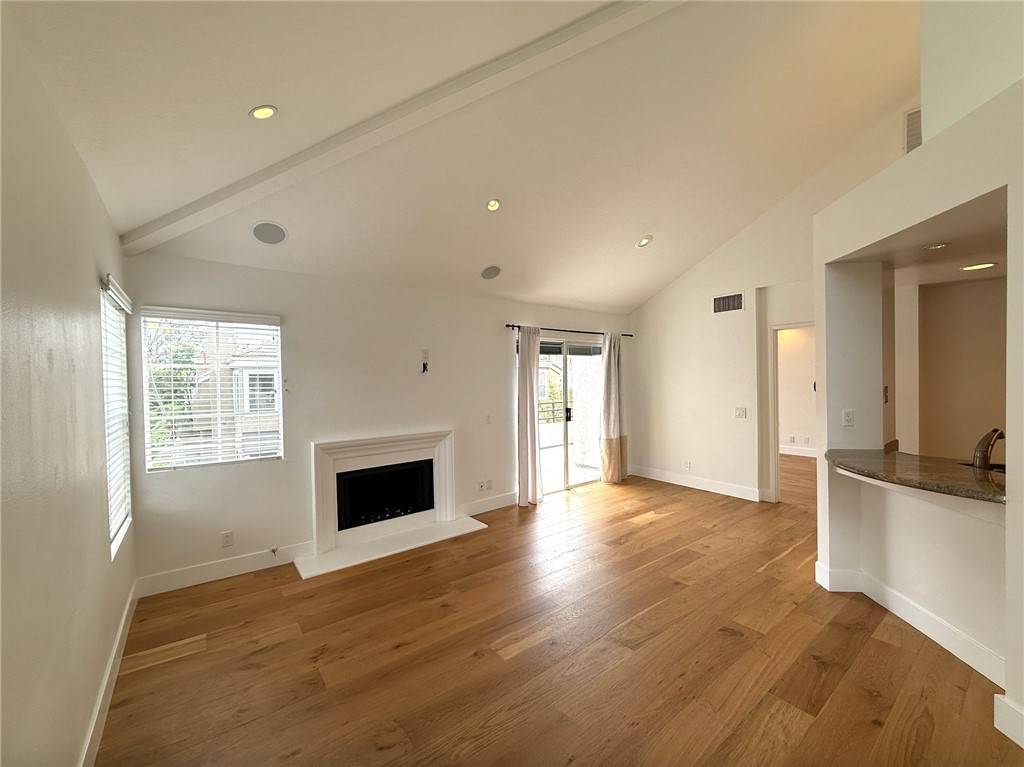 Laguna Niguel, CA 92677,28192 Newport Way #H