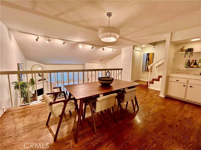 Tarzana (los Angeles), CA 91356,18120 Oxnard Street #76