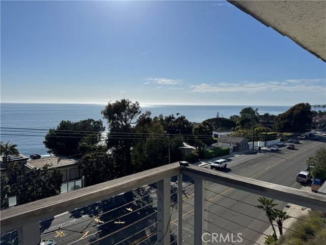 Laguna Beach, CA 92651,222 Arch St. Unit #7