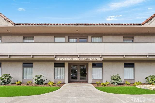 Dana Point, CA 92624,34231 Camino Capistrano