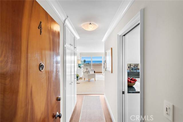 Laguna Beach, CA 92651,234 Cliff Drive #4