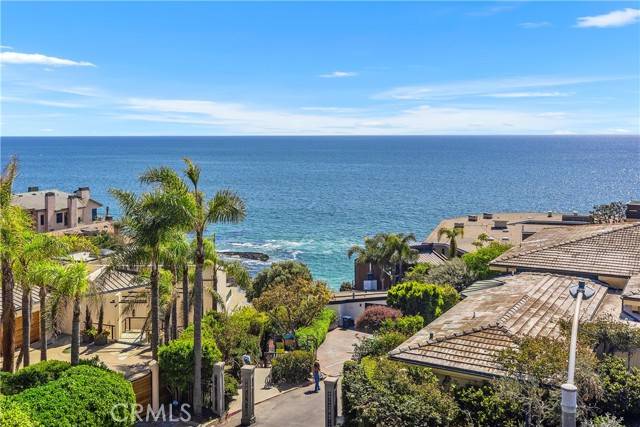 Laguna Beach, CA 92651,31588 Table Rock Drive