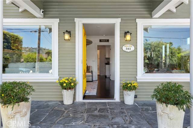 Laguna Beach, CA 92651,541 Thalia Street