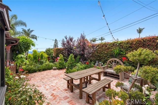 Laguna Beach, CA 92651,615 Seaview Street