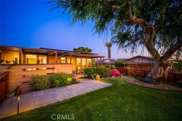 Laguna Beach, CA 92651,1687 Temple Hills Drive