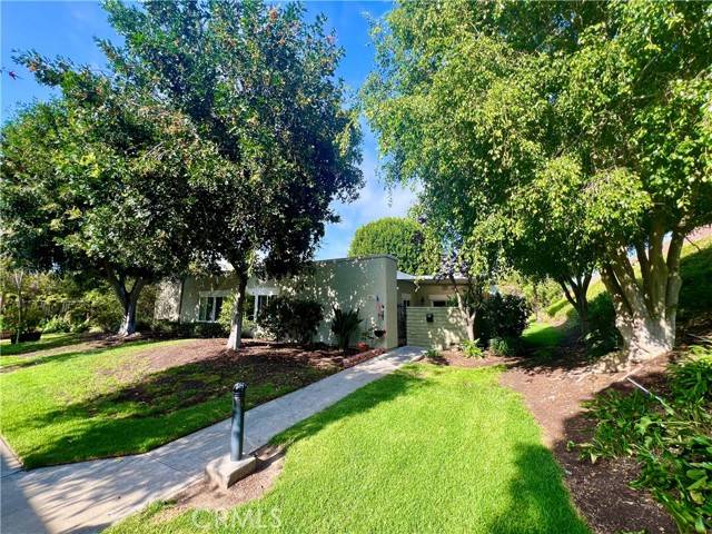 Laguna Woods, CA 92637,3001 Via Buena Vista #C