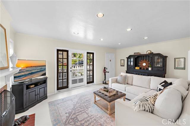 Laguna Beach, CA 92651,283 Fairview Street