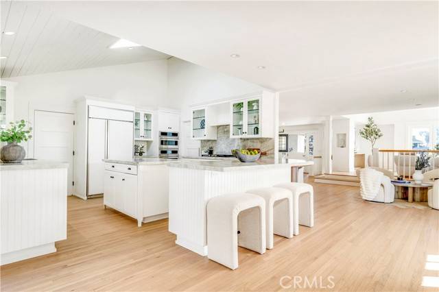 Laguna Beach, CA 92651,432 Holly Street