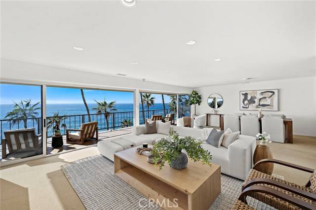Laguna Beach, CA 92651,31423 Coast Hwy #18