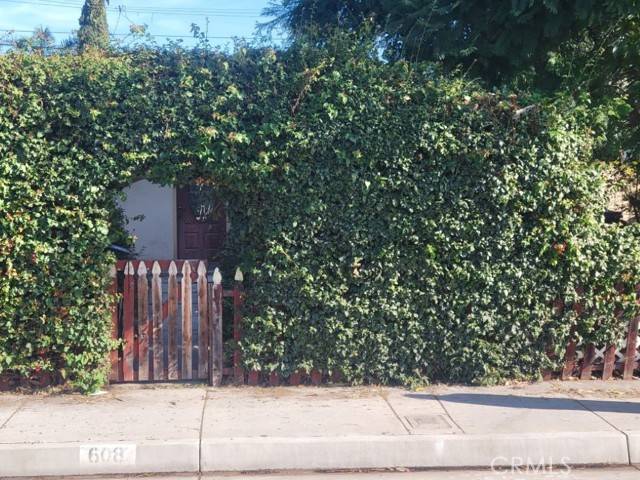 Anaheim, CA 92806,608 S State College Boulevard