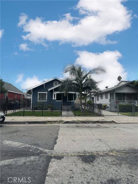 Los Angeles, CA 90003,202 W 86th Place