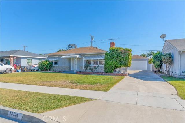 Downey, CA 90242,12714 La Reina Avenue